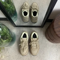 Beige outdoor-sko fra Whistler