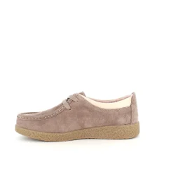 Beige ruskindssko med rågummisål