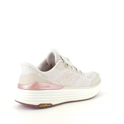 Beige Skechers slip-in med MaxChusion bund