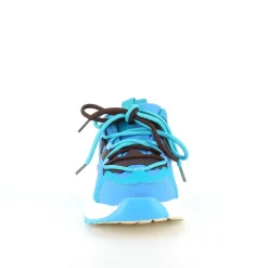 Blå letvægtssko med stødabsorbering og flotte detaljer