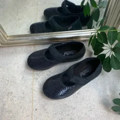 Bred ballerina med velcro og plads