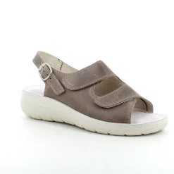 Bred ortopædisk sandal i beige med velcro, svangstøtte & ekstra plads til knyster