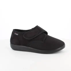 Bred sko fra OrtoMed med velcro