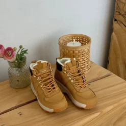 Brun vinterstøvle fra Gaitline med gængesål