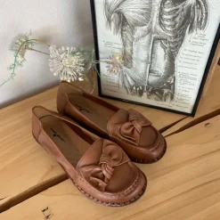 Elegant ballerina i brunt skind