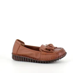 Elegant ballerina i brunt skind