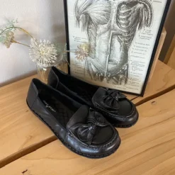 Elegant ballerina i sort skind