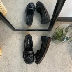 Elegant ballerina i sort skind