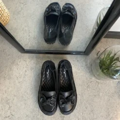 Elegant ballerina i sort skind