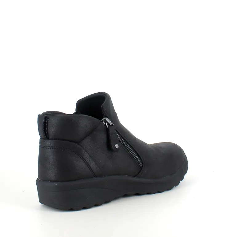 Elegant sort støvlet med meomory foam fra Skechers