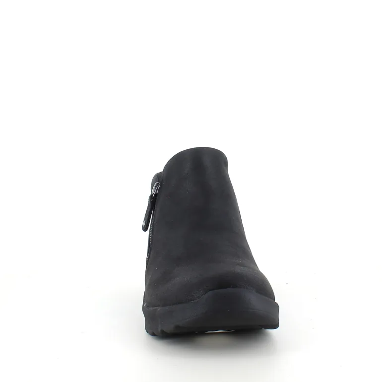 Elegant sort støvlet med meomory foam fra Skechers