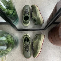 Endurance vandtæt sko i grøn med stødabsorberende sål