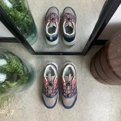 Endurance vandtæt sko i lilla med stødabsorberende sål