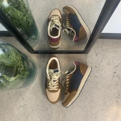 Flot Woden sneakers med svangstøtte og komfort