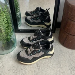 Grå, vandtætte vandresko fra CMP med BOA-lukning