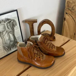 Green Comfort kort læderstøvle i brun med uldfoer