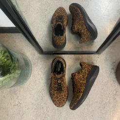 Green Comfort sko med leopardprint og dobbelt lukning