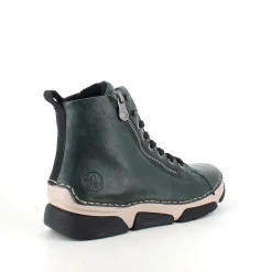 Grøn Rieker støvle med god stødabsorbering