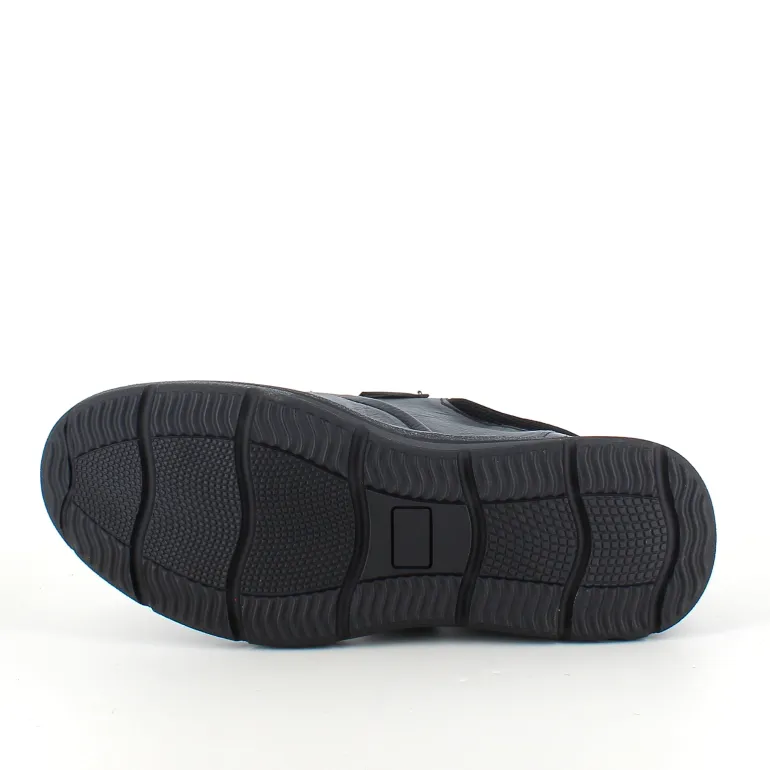 Herresko i sort PU med bred velcrolukning og robust TPR-sål