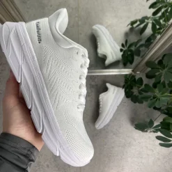 Hvid ComfortFit sneakers fra Endurance