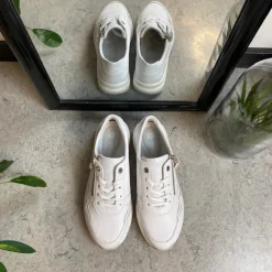 Hvid Remonte sko i skind med fremragende svangstøtte.