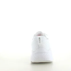 Hvid Skechers Max Cushion sko – optimal støtte og uovertruffen komfort.