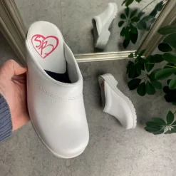 Hvid skind træsko uden kap