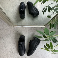 Klassisk sort læder sko fra Gaitline