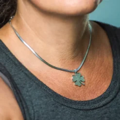 Kløver halskæde i Sølvtone