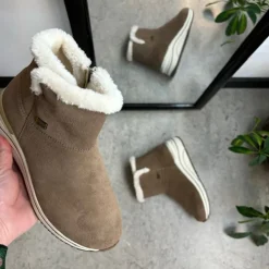 Kort brun Remontestøvle med uldfoer og god bredde