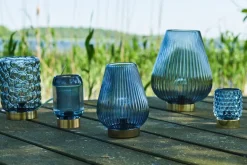 LED-lampe med riller – Elegant design i blå glas