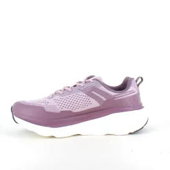 Lilla, stødabsorberende sko i åndbart mesh.