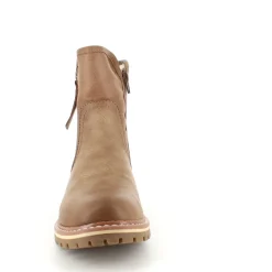 Lysbrun vinterstøvle med foer og smarte detaljer