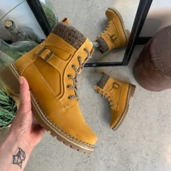 Lysebrun damestøvle med snørebånd, lynlås og varmt for – dekorativ spænde og TPR-sål