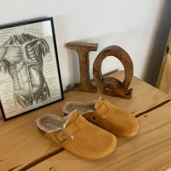 Lysebrun Slip on hjemmesko