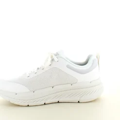 Åndbar hvid MaxCushioning sko fra Skechers