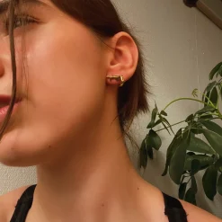 Øreringe med EKG i guldtone