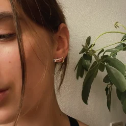 Øreringe med EKG i sølvtone