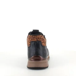 Rieker Step-in støvle med flotte detaljer