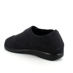 Sko med velcro og bred pasform og regulerbar hælrem