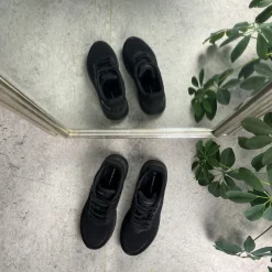 Sort ComfortFIT sneakers fra Endurance