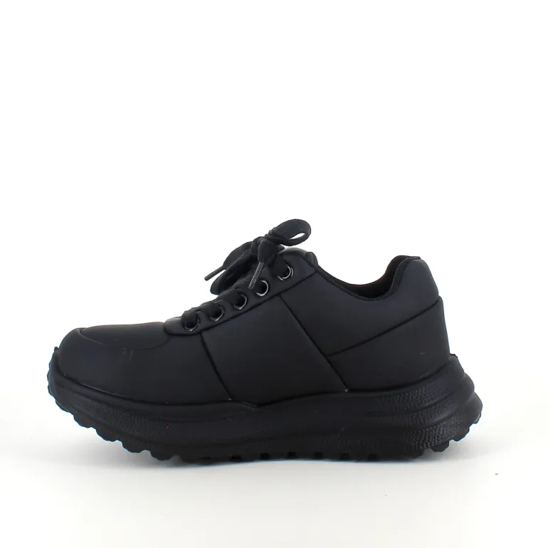 Sort damesko i blød PU med snørebånd og dekorative syninger – komfortabel hverdagssko