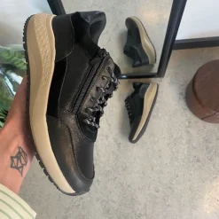 Sort Green Comfort sko med dobbelt lukning