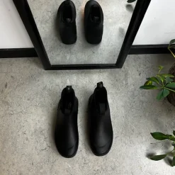 Sort luksus gummistøvle med svangstøtte fra Green Comfort