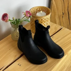 Sort luksus gummistøvle med svangstøtte fra Green Comfort