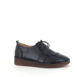 Sort skind snøresko med god stødabsorbering