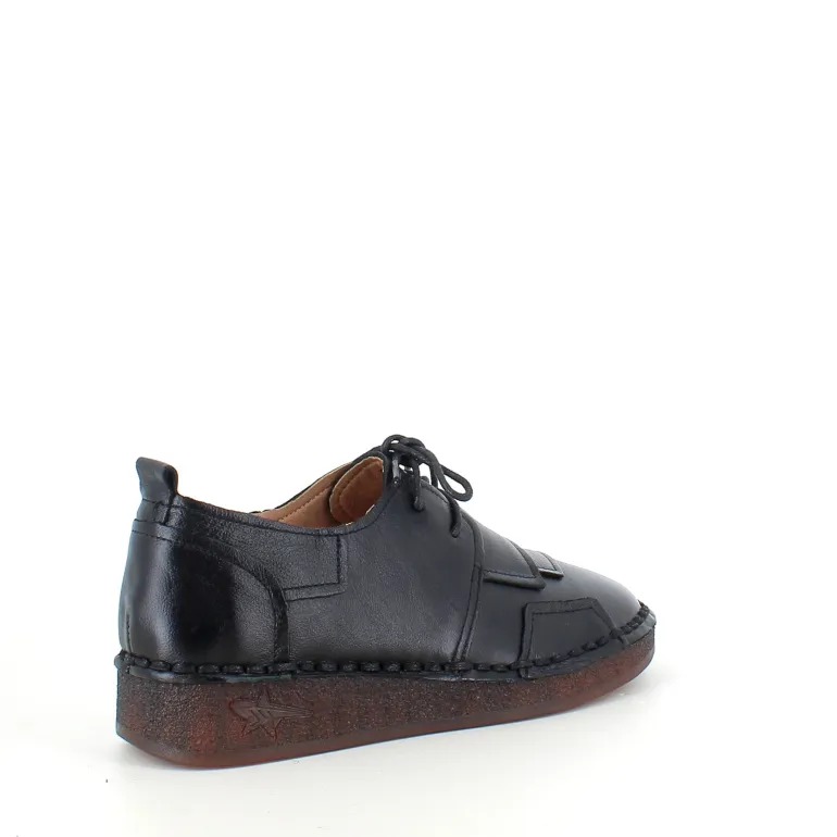 Sort skind snøresko med god stødabsorbering