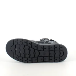 Sort vinterstøvle med snørebånd