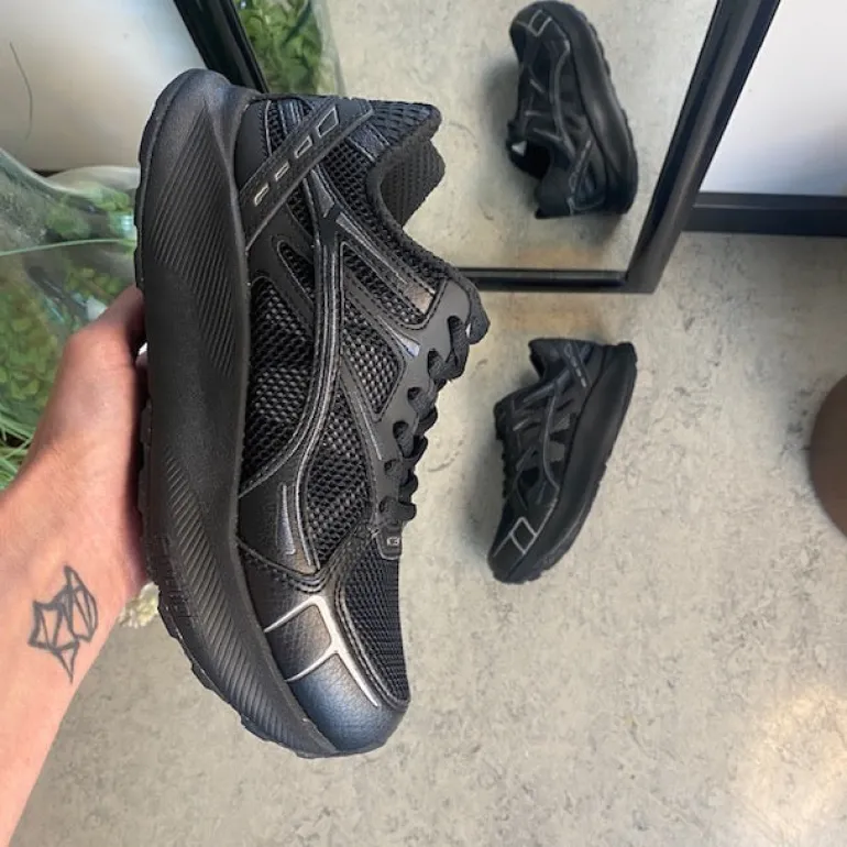 Sort Wodensko med god pasform