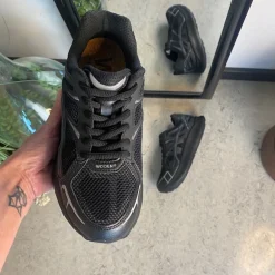 Sort Wodensko med god pasform